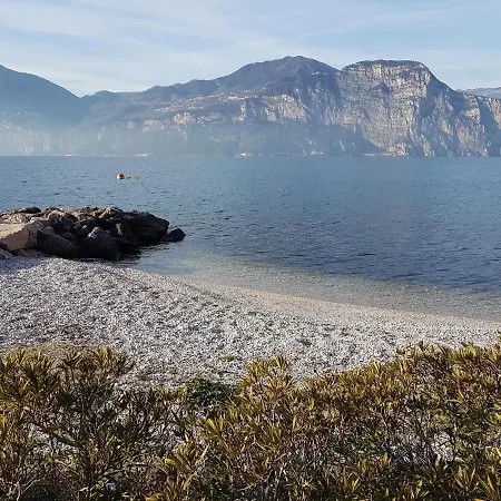 Casa Adua Apartman Brenzone sul Garda